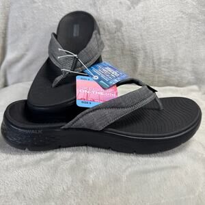 Skechers NEW On The Go Walk Women 9 Goga Mat Flip Flop Slip On Gray Machine Wash